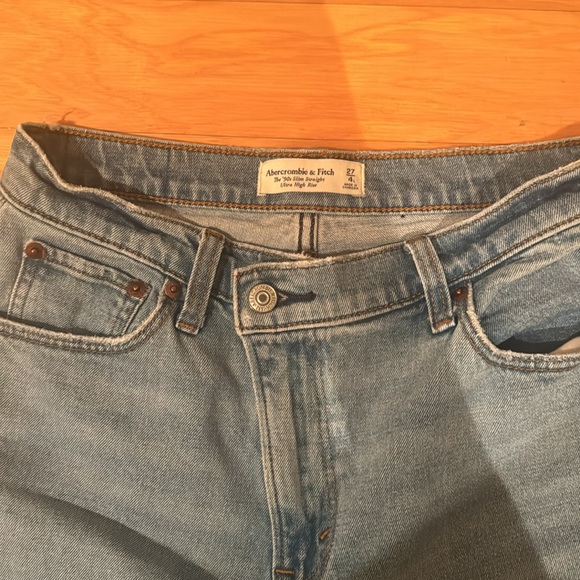 Abercrombie slim straight jeans size 4L - Picture 2 of 3